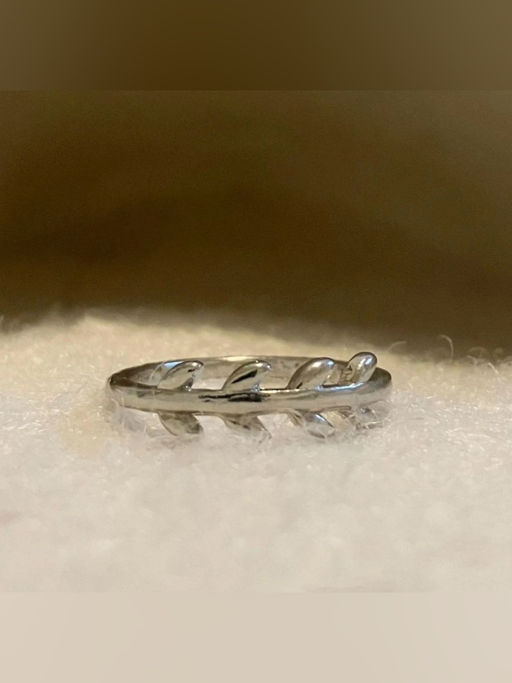 Antique Vintage Silver Vine Leaf Band Ring - Women's Jewelry